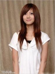 台湾网红瑶瑶,从网络红人到时尚偶像的蜕变之路